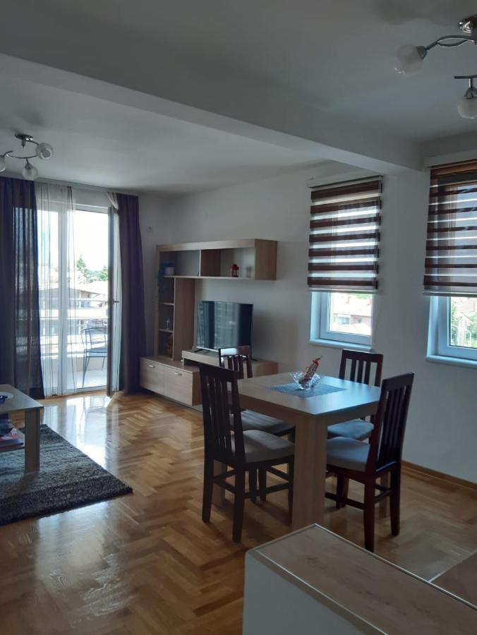 Apartman Kala Vrnjačka Banja Exteriör bild