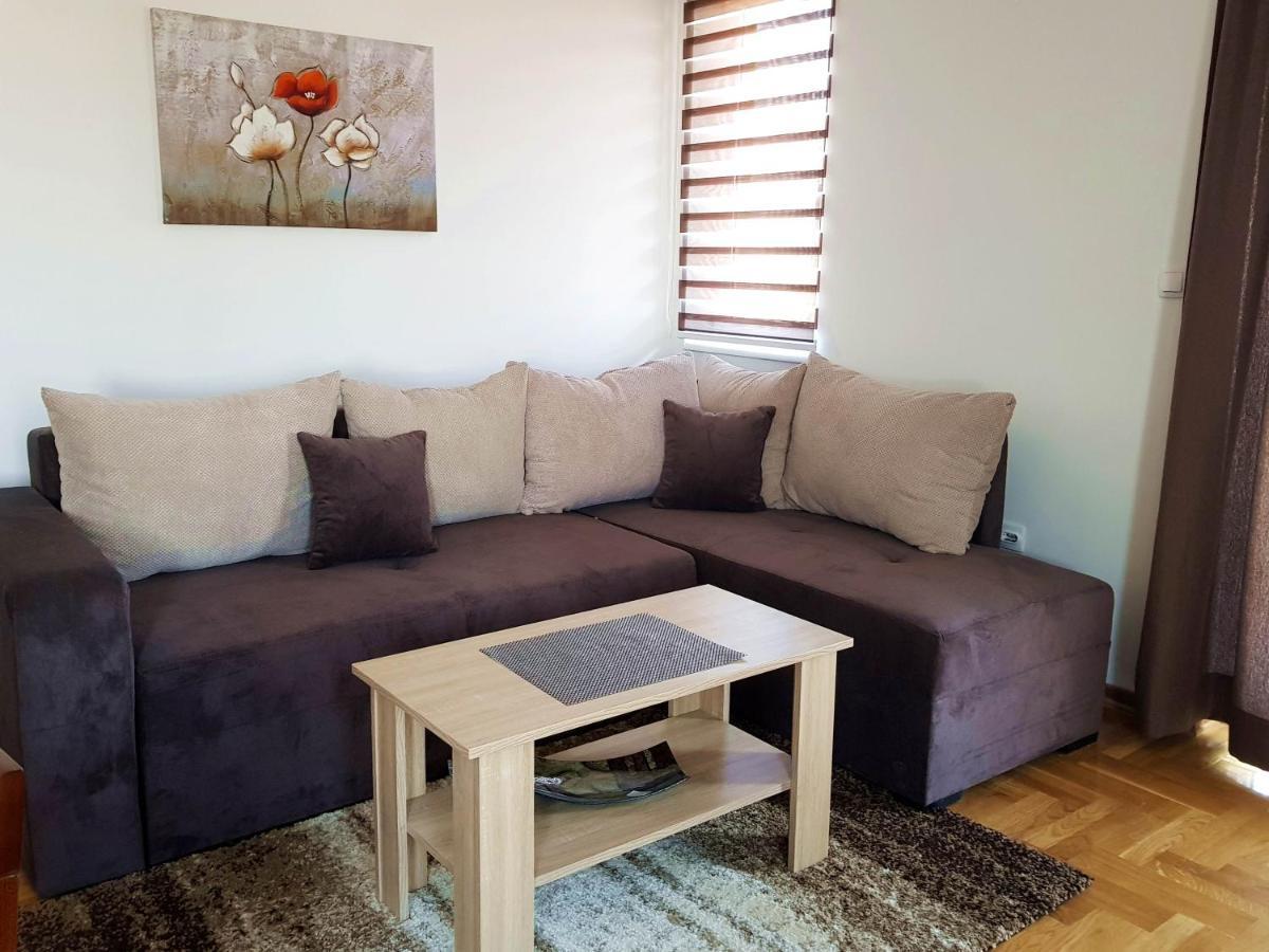 Apartman Kala Vrnjačka Banja Exteriör bild